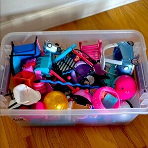 LOL dollhouse furniture and accessories